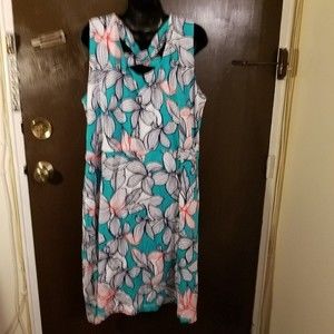 T by Talbots Tropical Floral Shift Dress Pockets